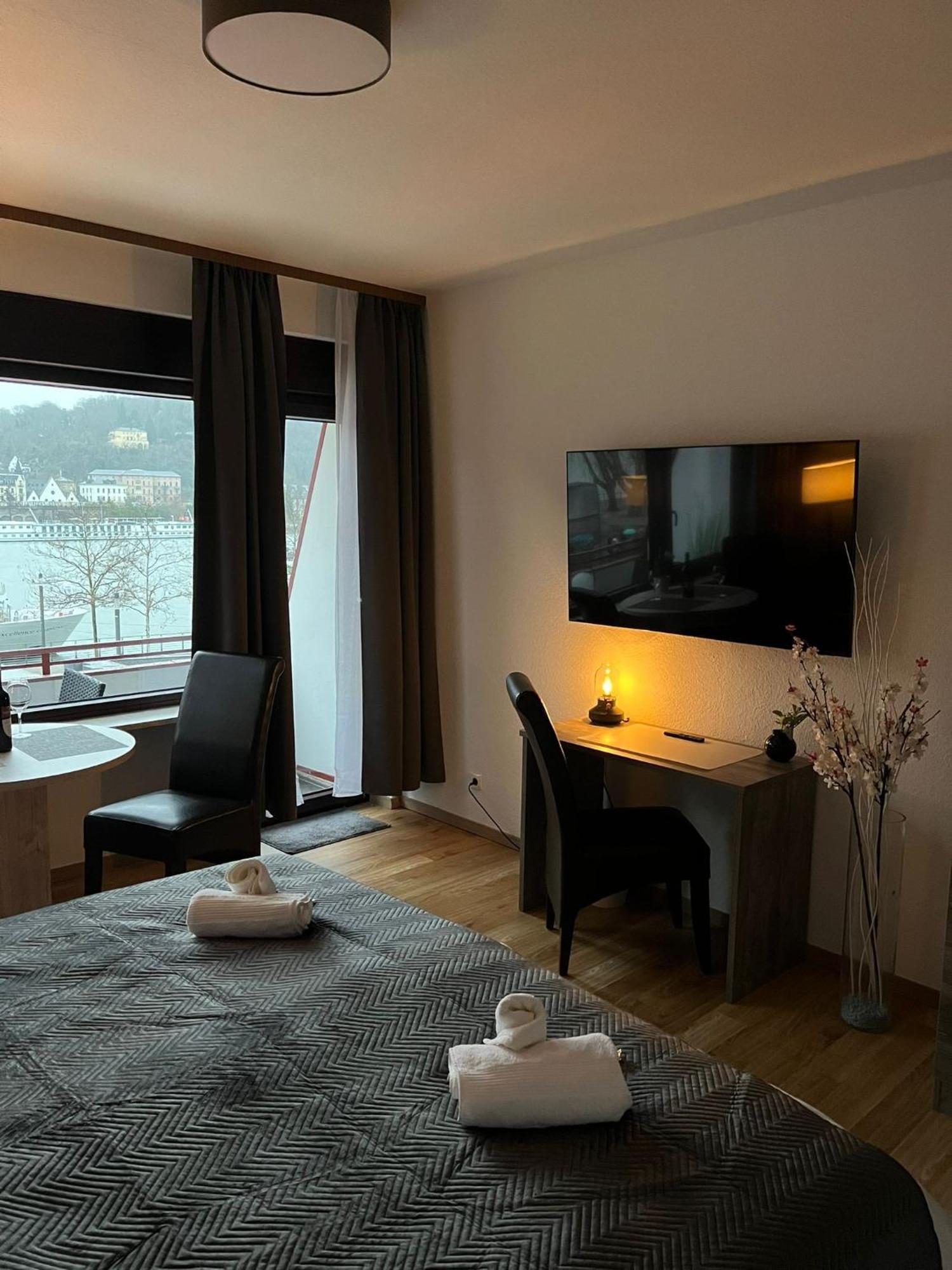 Rheinpanorama Suite Mit Balkon كوبلنس المظهر الخارجي الصورة
